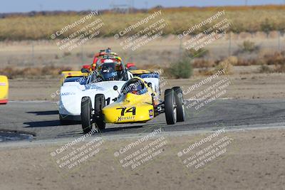 media/Nov-19-2022-CalClub SCCA (Sat) [[baae7b5f0c]]/Group 1/Race (Outside Grapevine)/